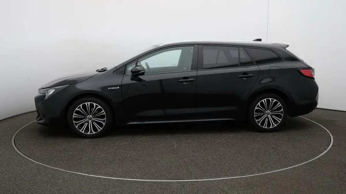 2020-toyota-corolla-18-vvt-i-design-trk-touring-sports-5d-big-66