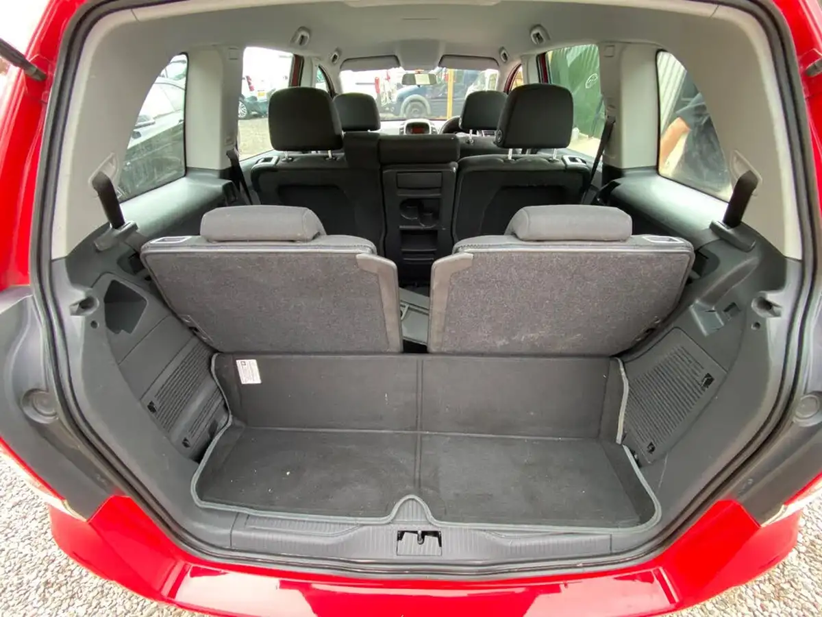 2013-vauxhall-zafira-16-exclusiv-big-43