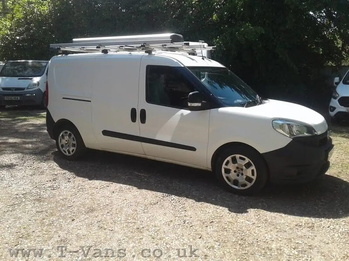 2015-fiat-doblo-cargo-16td-105eu-v-l1-refrigerated-van-big-18