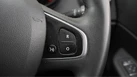 2019-renault-captur-09-tce-iconic-small-21