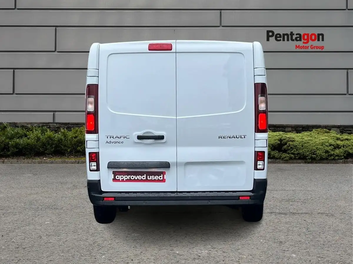 2025-renault-trafic-20dci-ll30-130-advance-panel-big-13