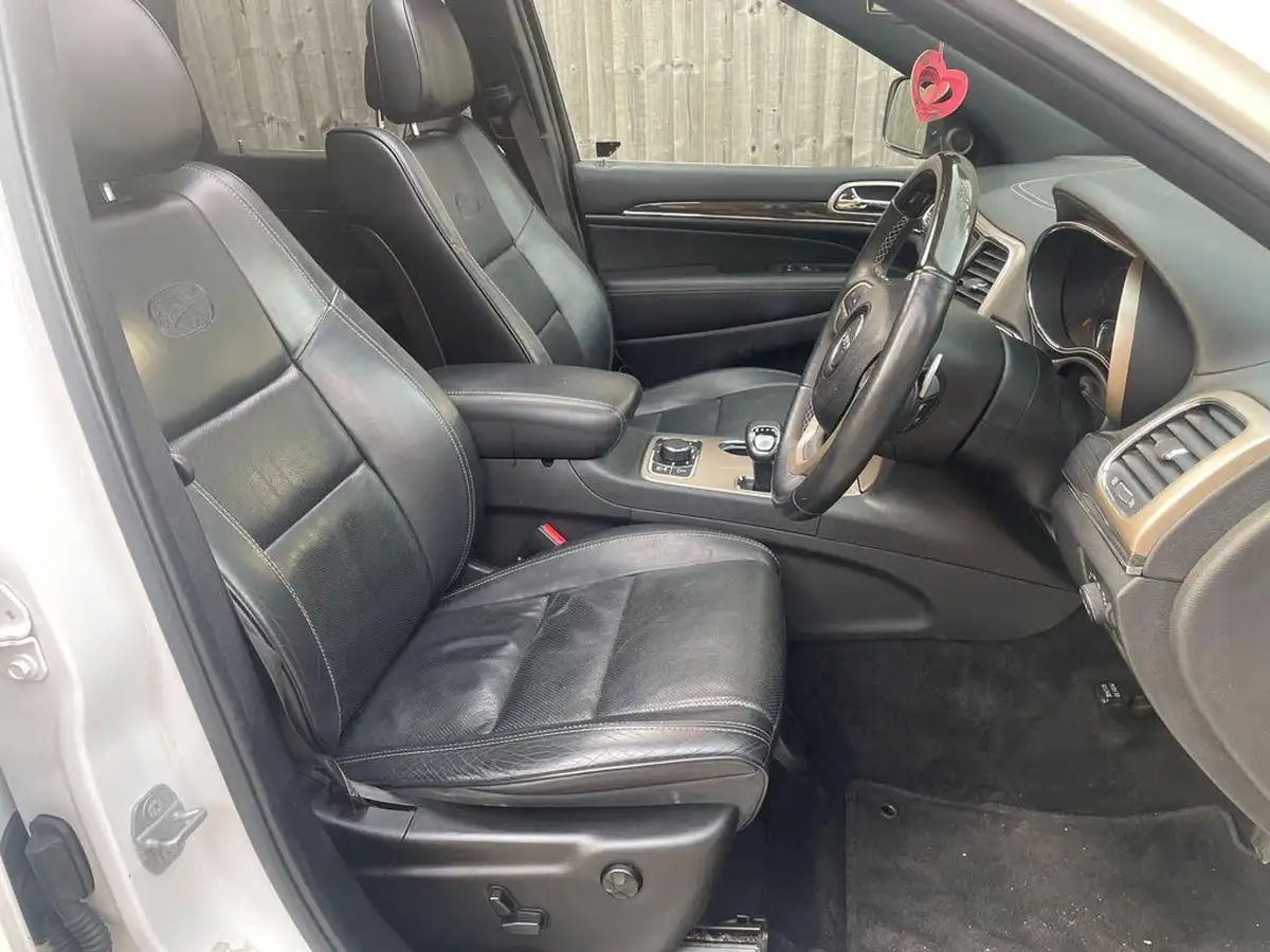 2014-jeep-grand-cherokee-30crd-overland-big-12