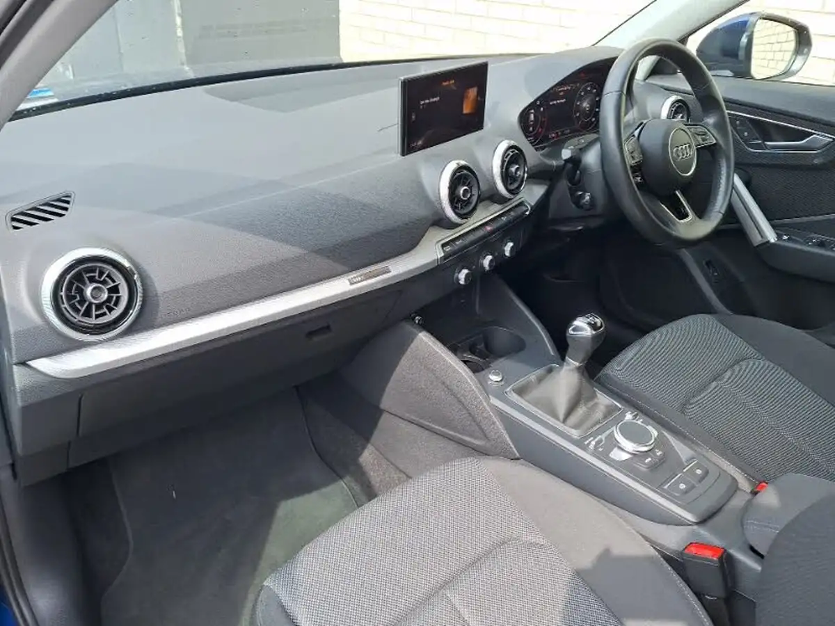 2022-audi-q2-10-30-tfsi-sport-big-4