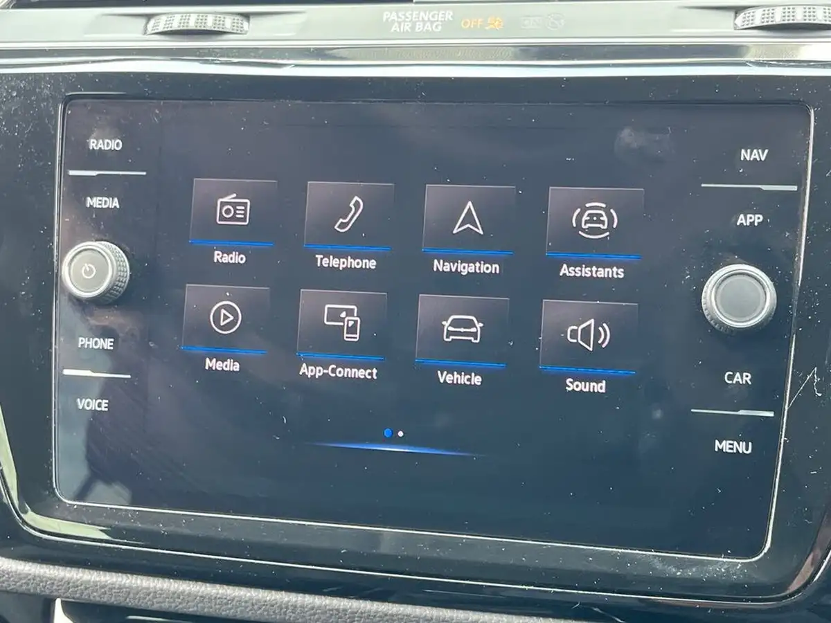 2021-volkswagen-touran-15-tsi-sel-big-22