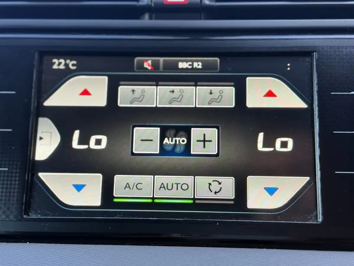 2014-citroen-grand-c4-picasso-16e-hdi-vtr-115ps-big-22