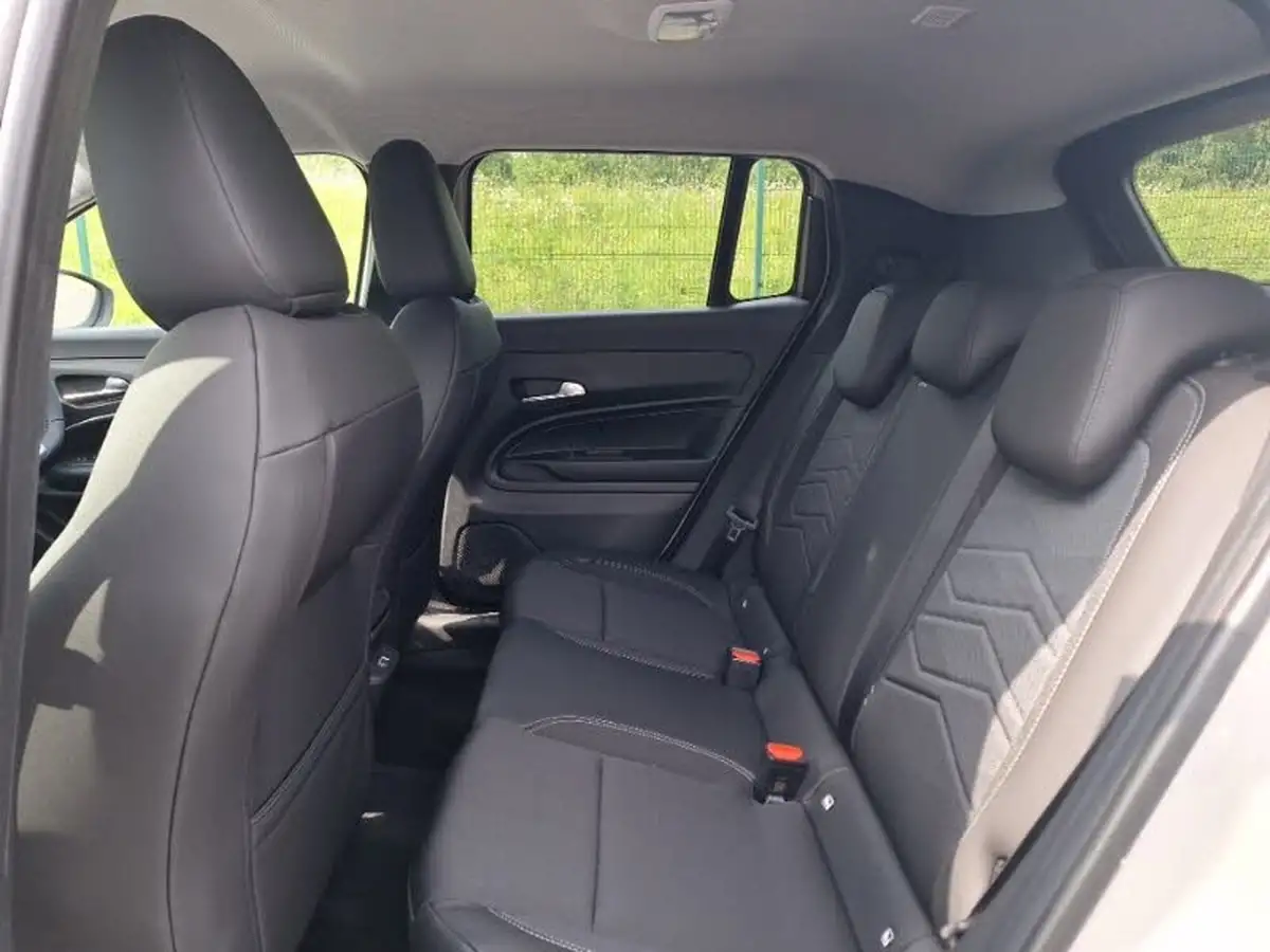 2025-jeep-avenger-12-gse-summit-big-5