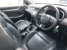 2023-mg-zs-suv-15-vti-tech-exclusive-small-17