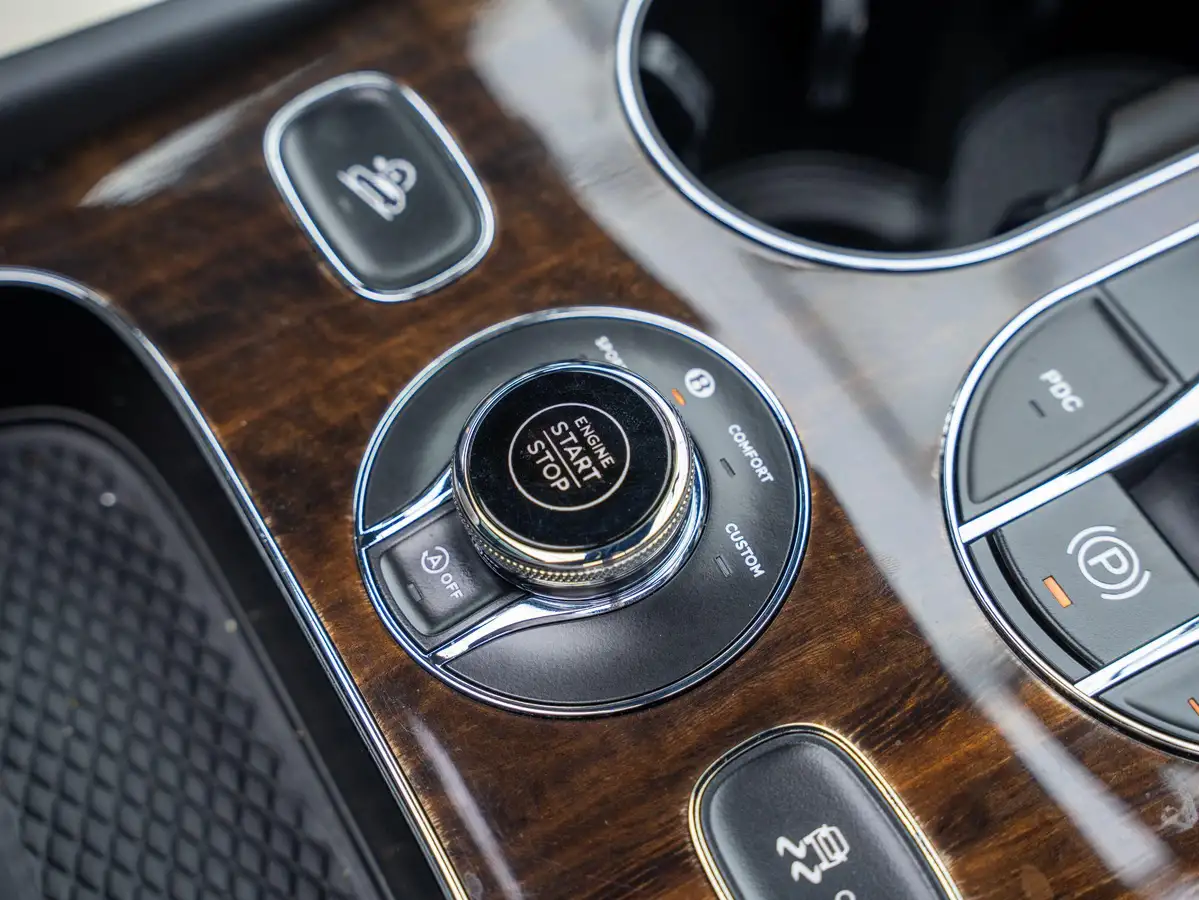2018-bentley-bentayga-40-diesel-big-23