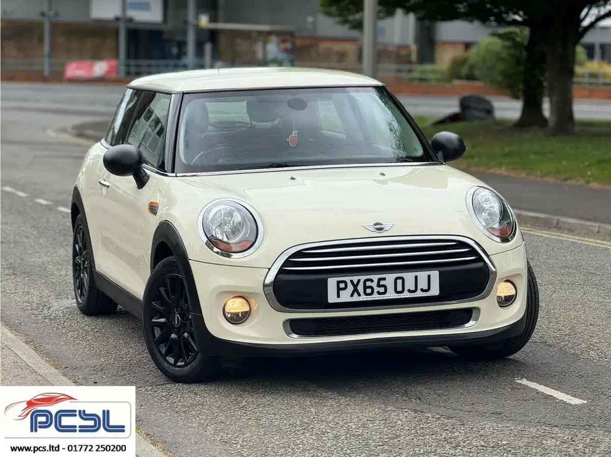 2015-mini-cooper-12-one-ss-3d-big-2