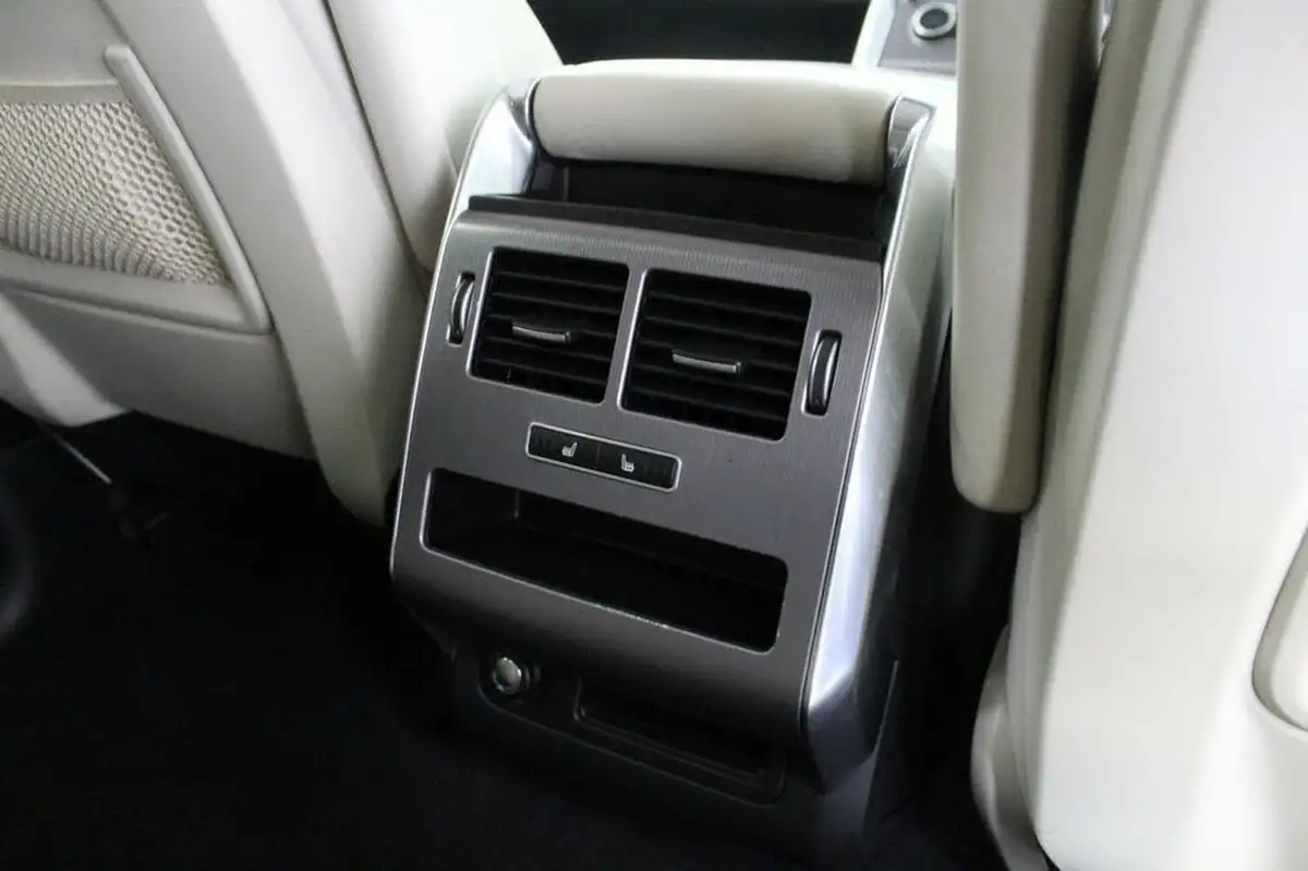 2014-land-rover-range-rover-sport-30-sd-v6-hse-big-48
