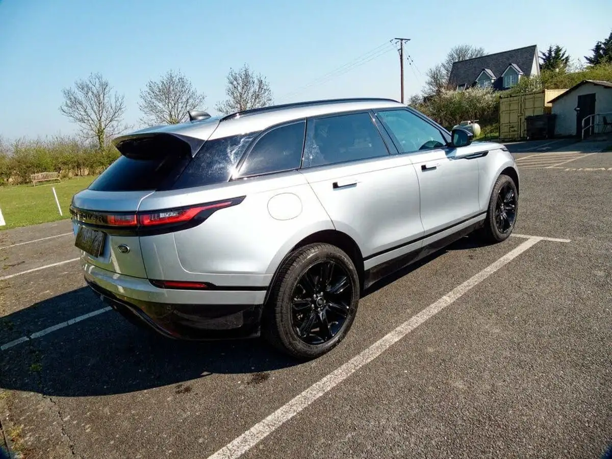 2019-land-rover-range-rover-velar-20-d180-r-dynamic-s-big-26