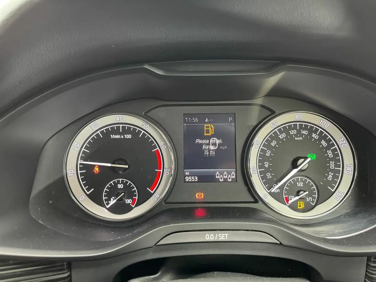2021-skoda-kodiaq-15-tsi-se-l-dsg-big-17