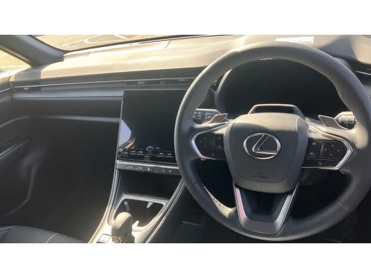 2025-lexus-lbx-15-takumi-awd-e-four-big-5