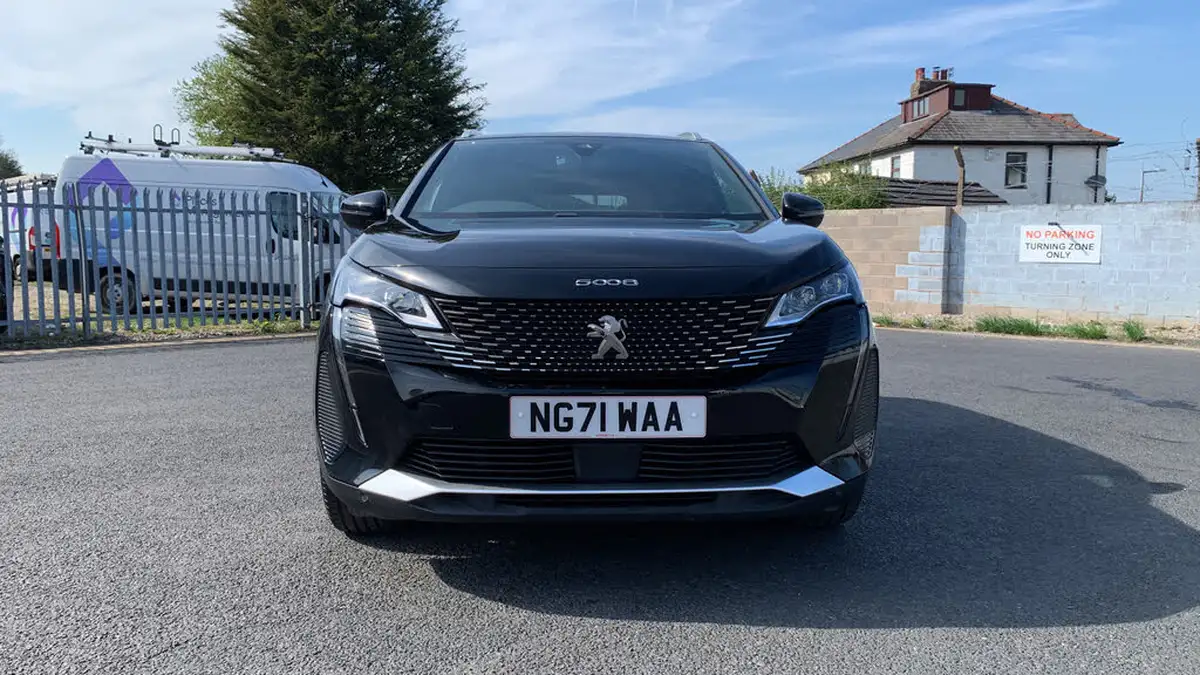 2022-peugeot-5008-suv-15-bluehdi-gt-eat8-big-7