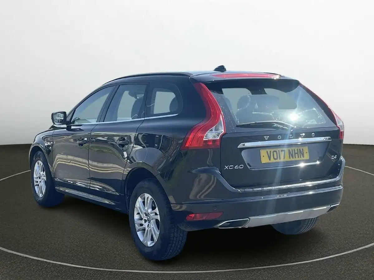 2017-volvo-xc60-20td-d4-se-big-5