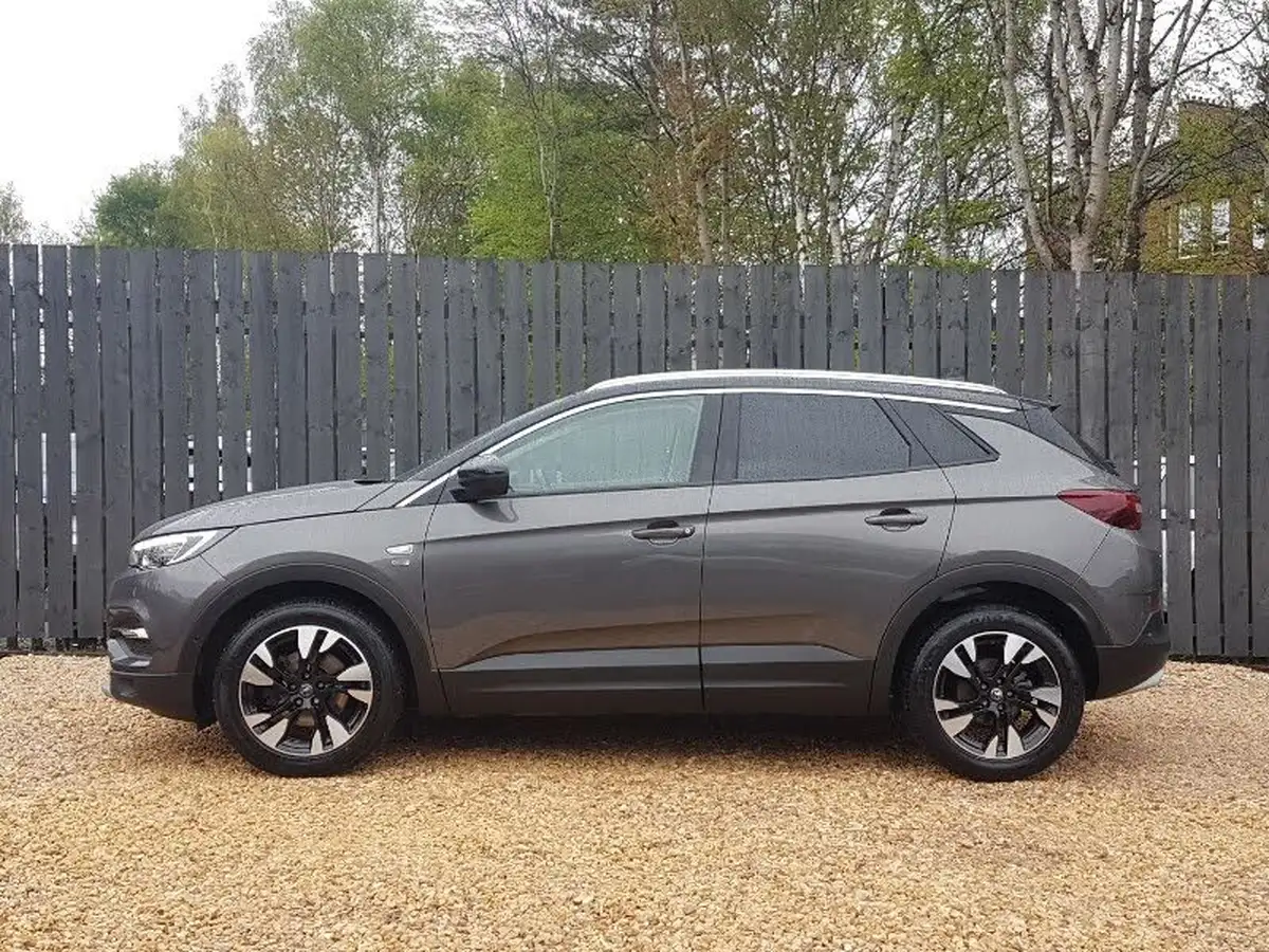 2021-vauxhall-grandland-x-12-griffin-big-3
