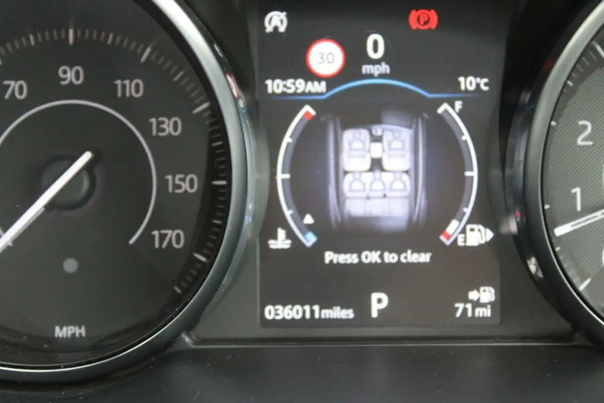 2018-jaguar-e-pace-20-i4-r-dynamic-s-249ps-ss-big-20