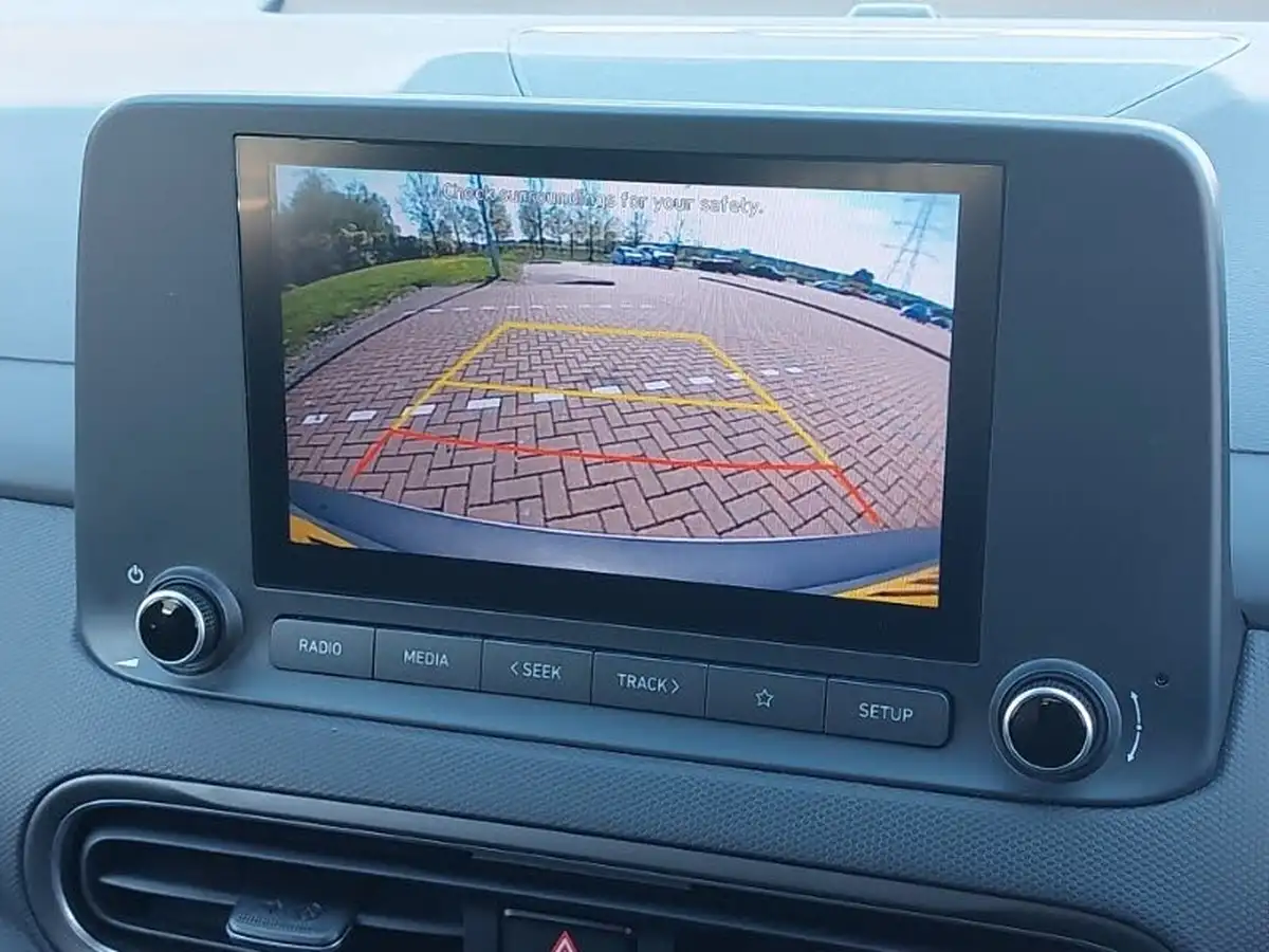 2021-hyundai-kona-10-t-gdi-se-connect-big-13