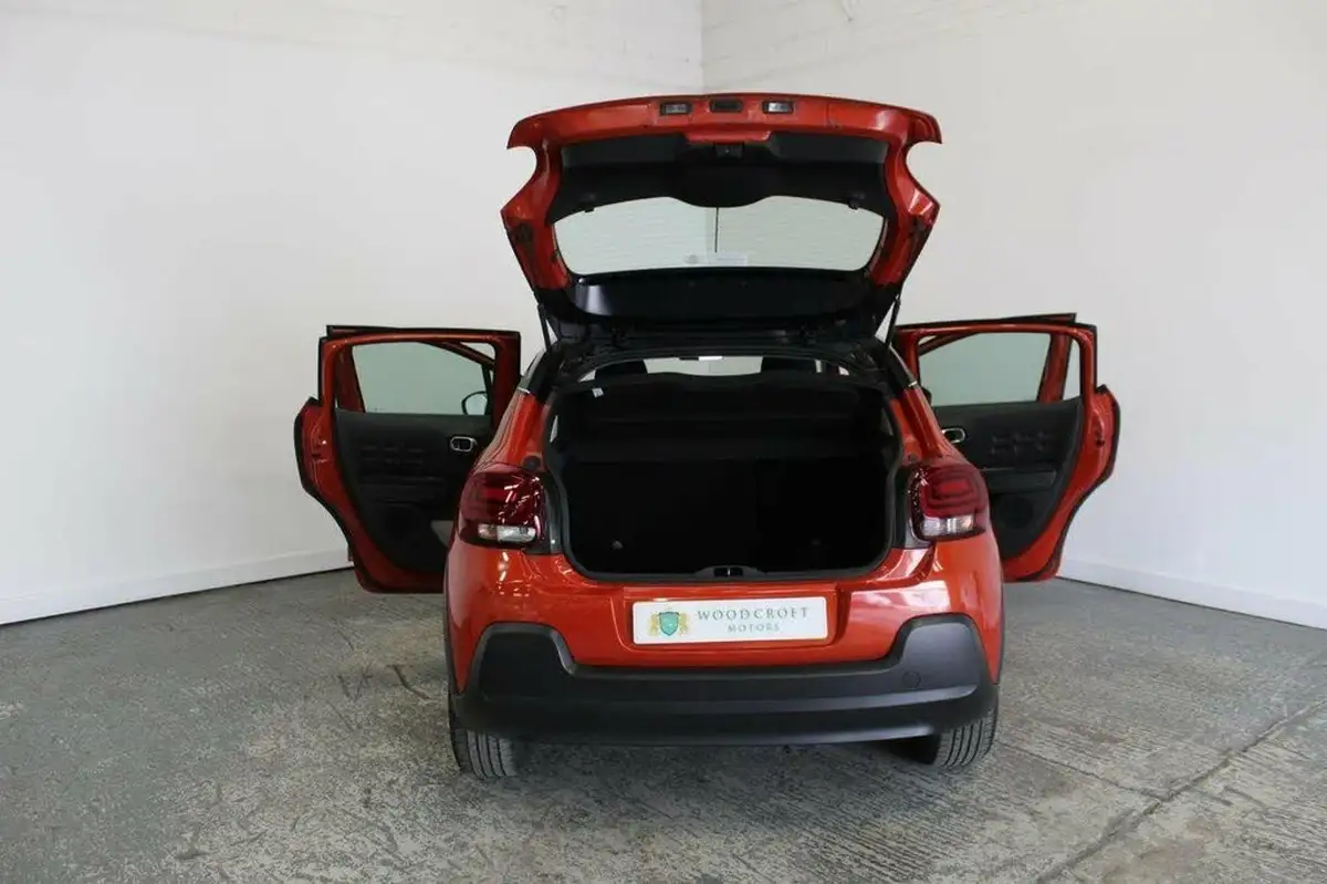 2017-citroen-c3-12-puretech-feel-82ps-big-14