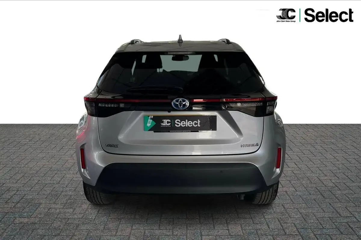 2023-toyota-yaris-cross-15-vvt-i-excel-awd-i-big-13