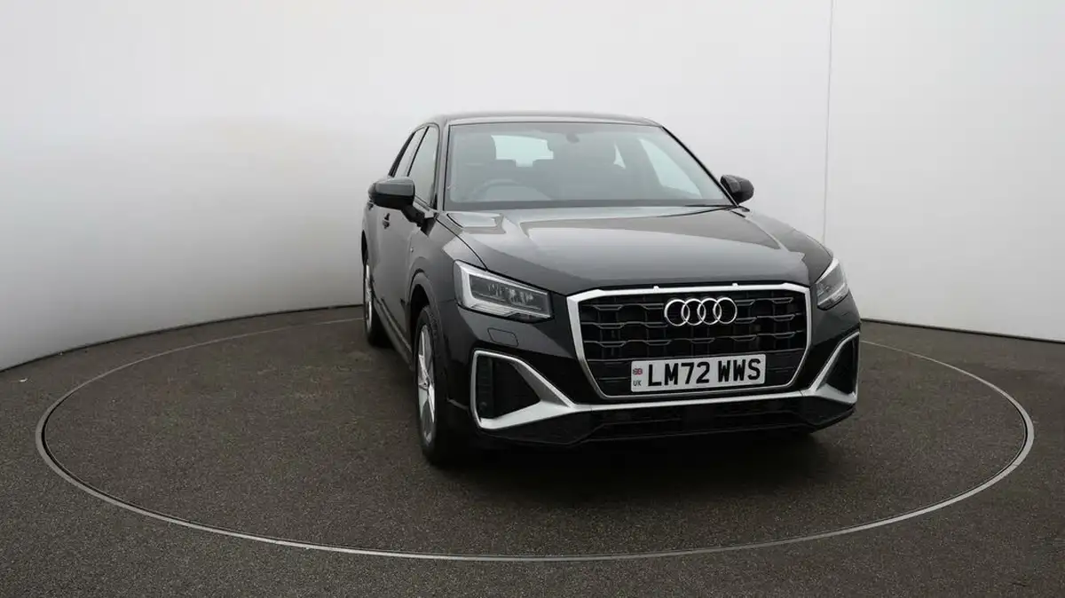 2022-audi-q2-15-35-tfsi-s-line-tronic-big-34