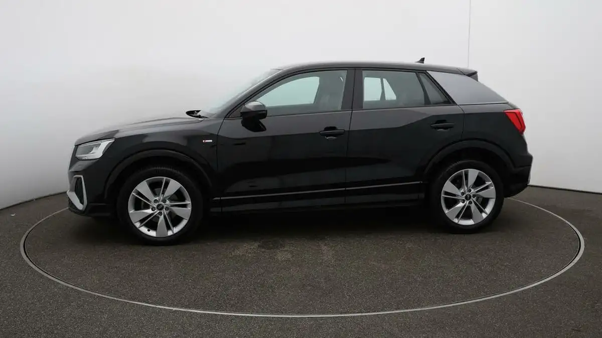 2022-audi-q2-15-35-tfsi-s-line-tronic-big-58