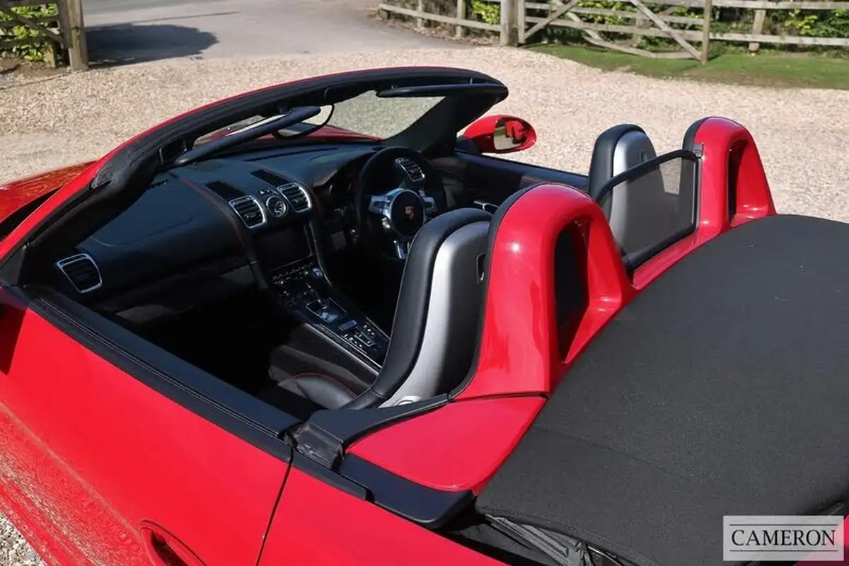 2015-porsche-boxster-gts-34-pdk-big-10