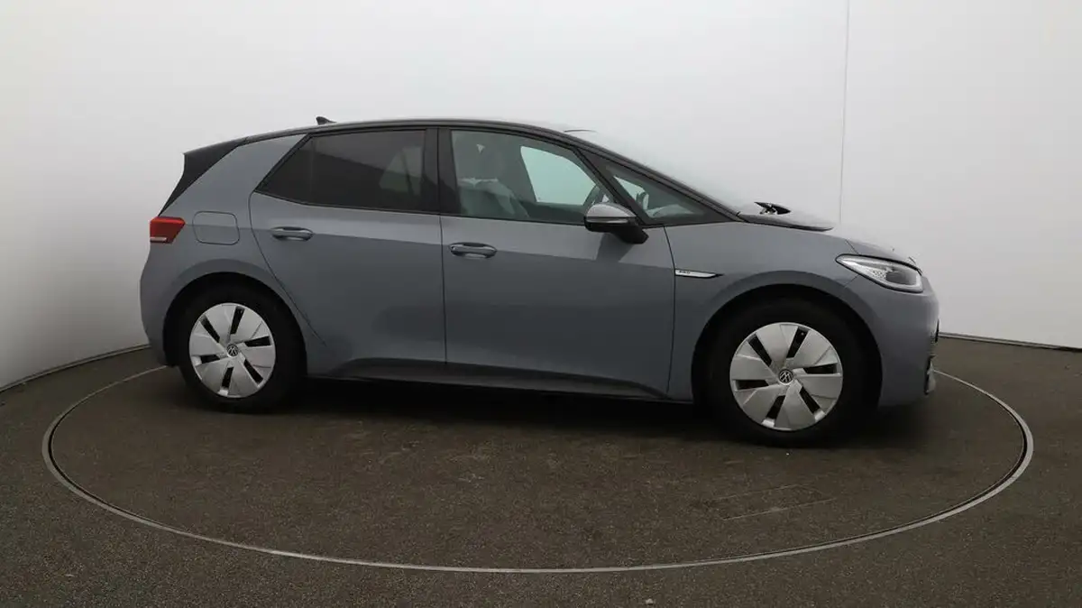 2022-volkswagen-id3-e-family-145ps-big-33