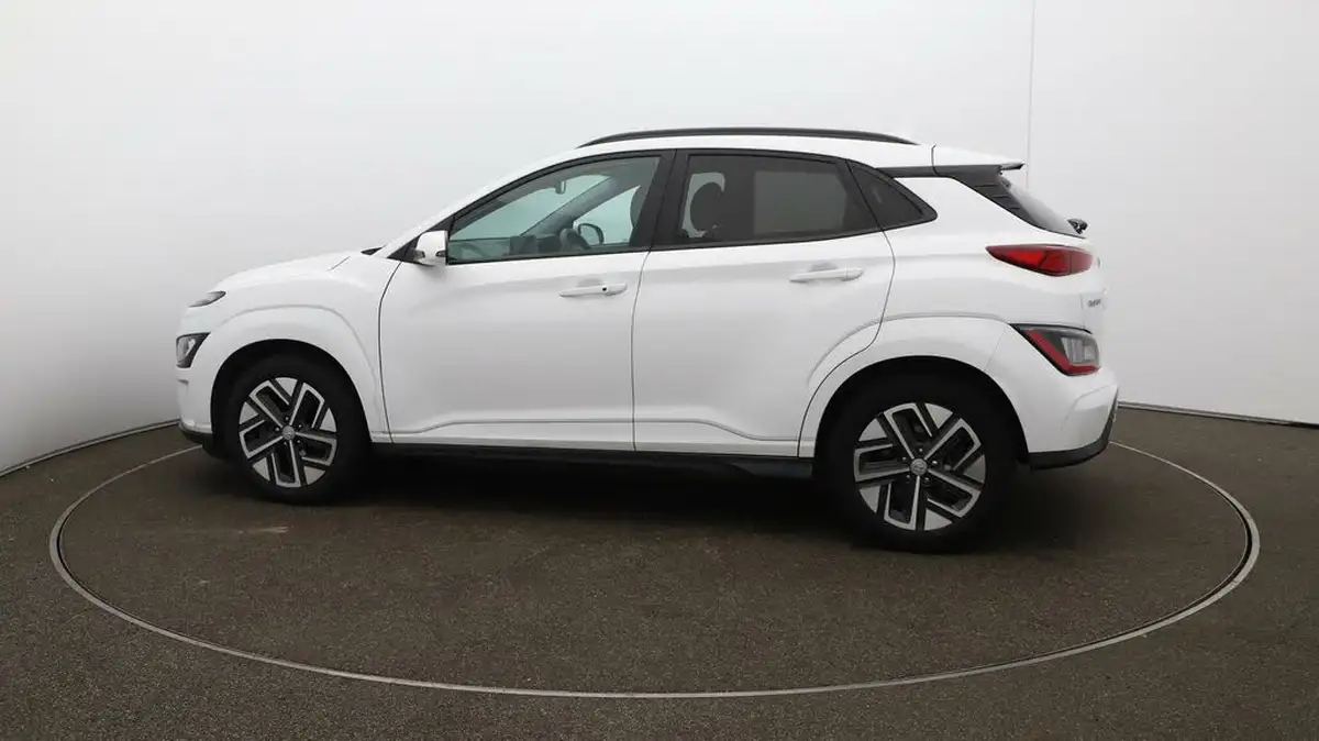 2022-hyundai-kona-e-premium-204ps-64kwh-7kw-obc-big-50