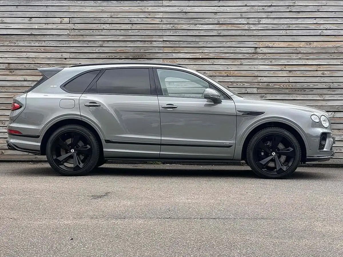 2020-bentley-bentayga-40-v8-550ps-big-17