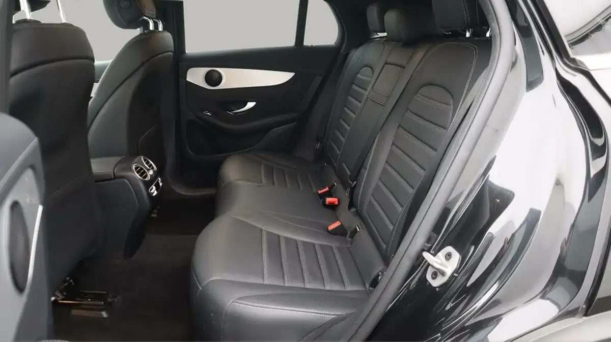 2022-mercedes-benz-glc-class-20d-glc300d-amg-line-premium-244ps-coupe-4d-1950cc-big-16