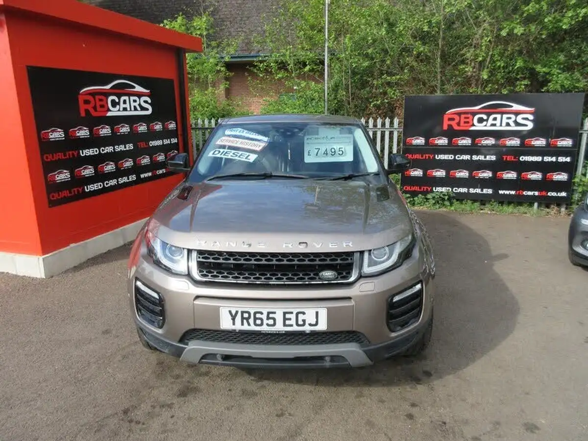 2015-land-rover-range-rover-evoque-20td4-se-tech-hatchback-5d-big-1