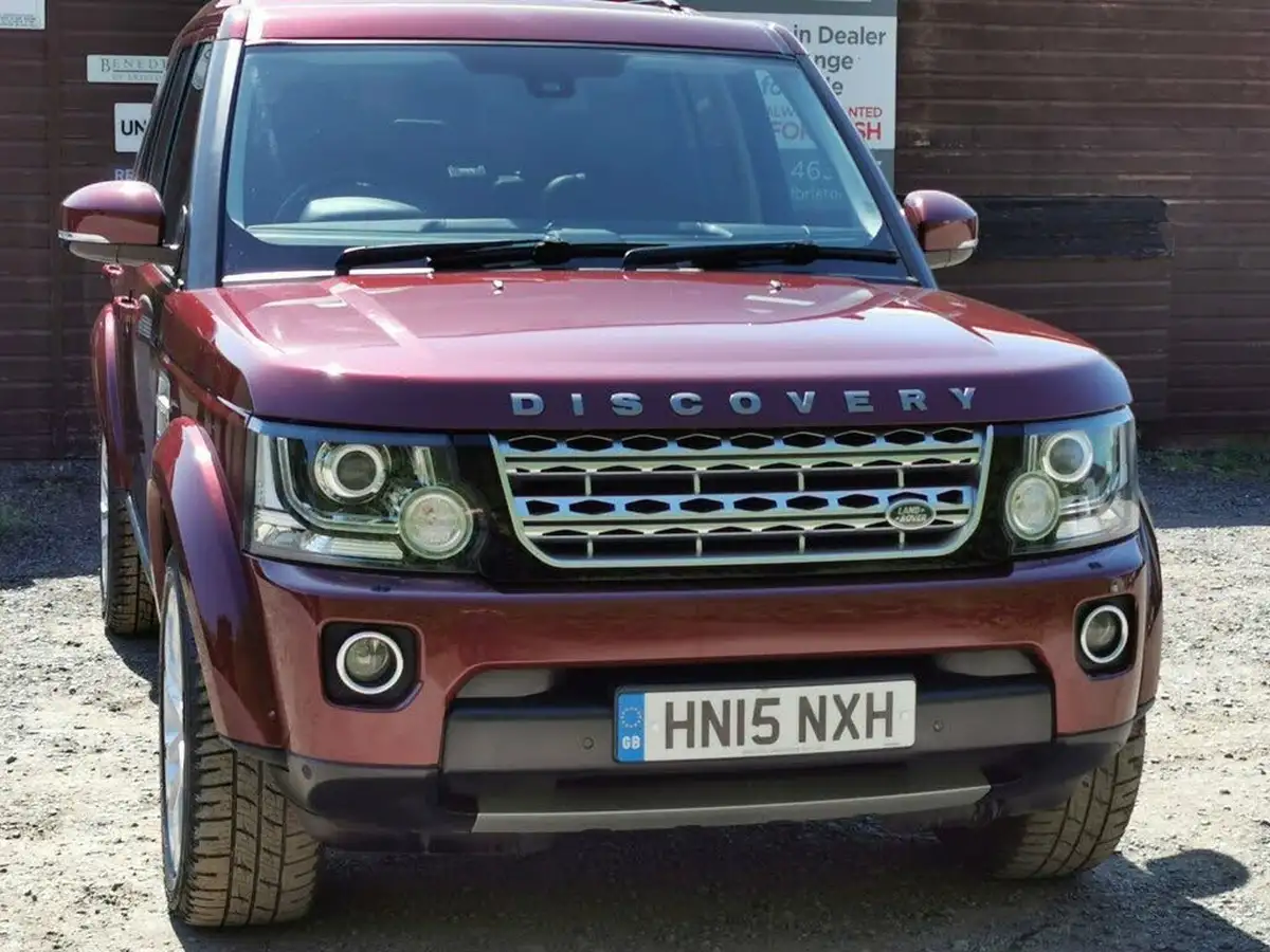 2015-land-rover-discovery-4-30-sd-v6-hse-big-5