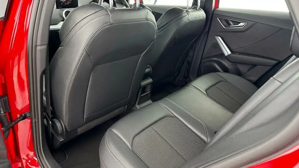 2021-audi-q2-10-30-tfsi-s-line-big-34
