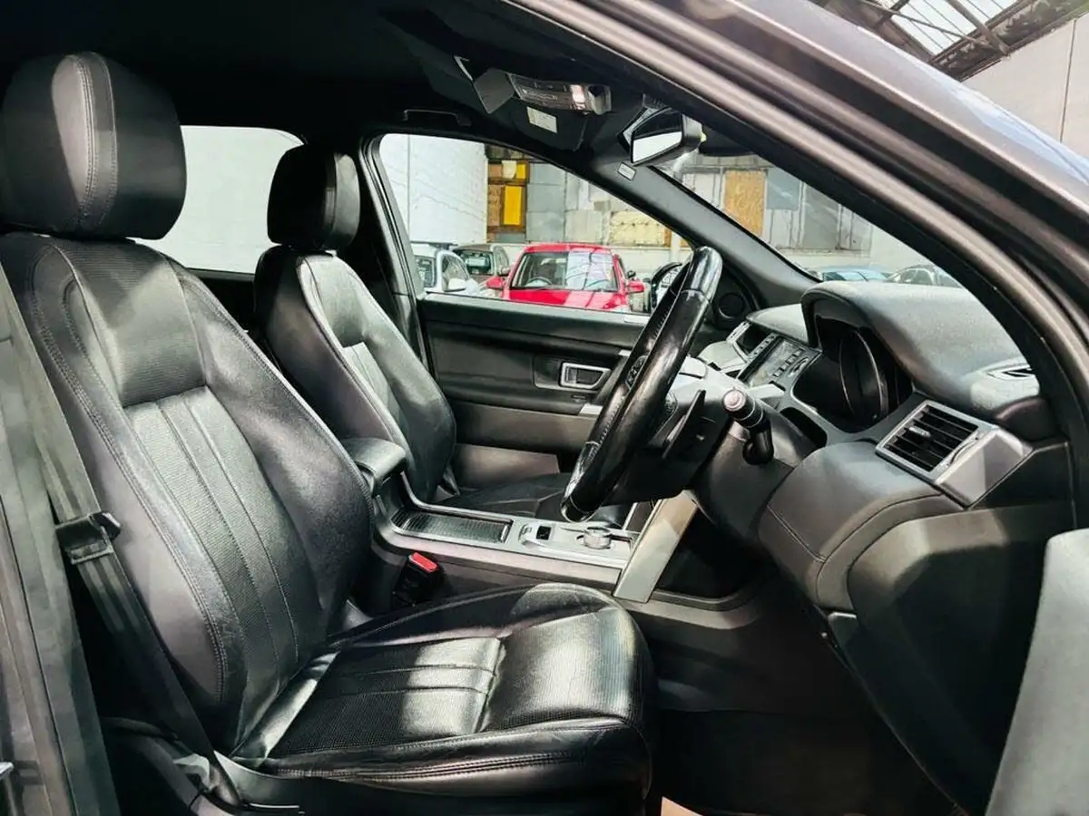 2015-land-rover-discovery-sport-22td-hse-awd-auto-big-12