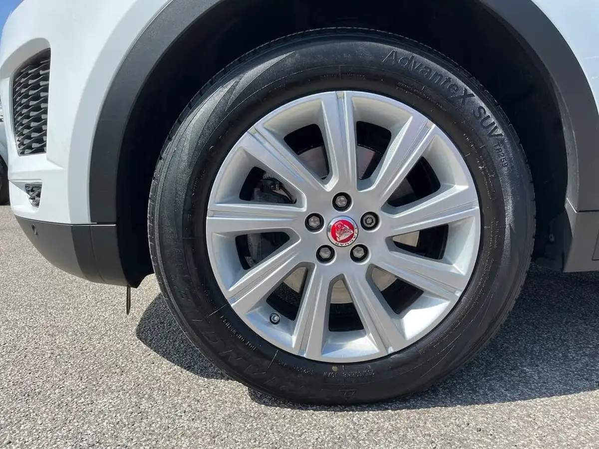 2018-jaguar-e-pace-20-i4d-s-big-6
