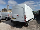2020-renault-master-23dci-mm35-135-business-panel-small-7