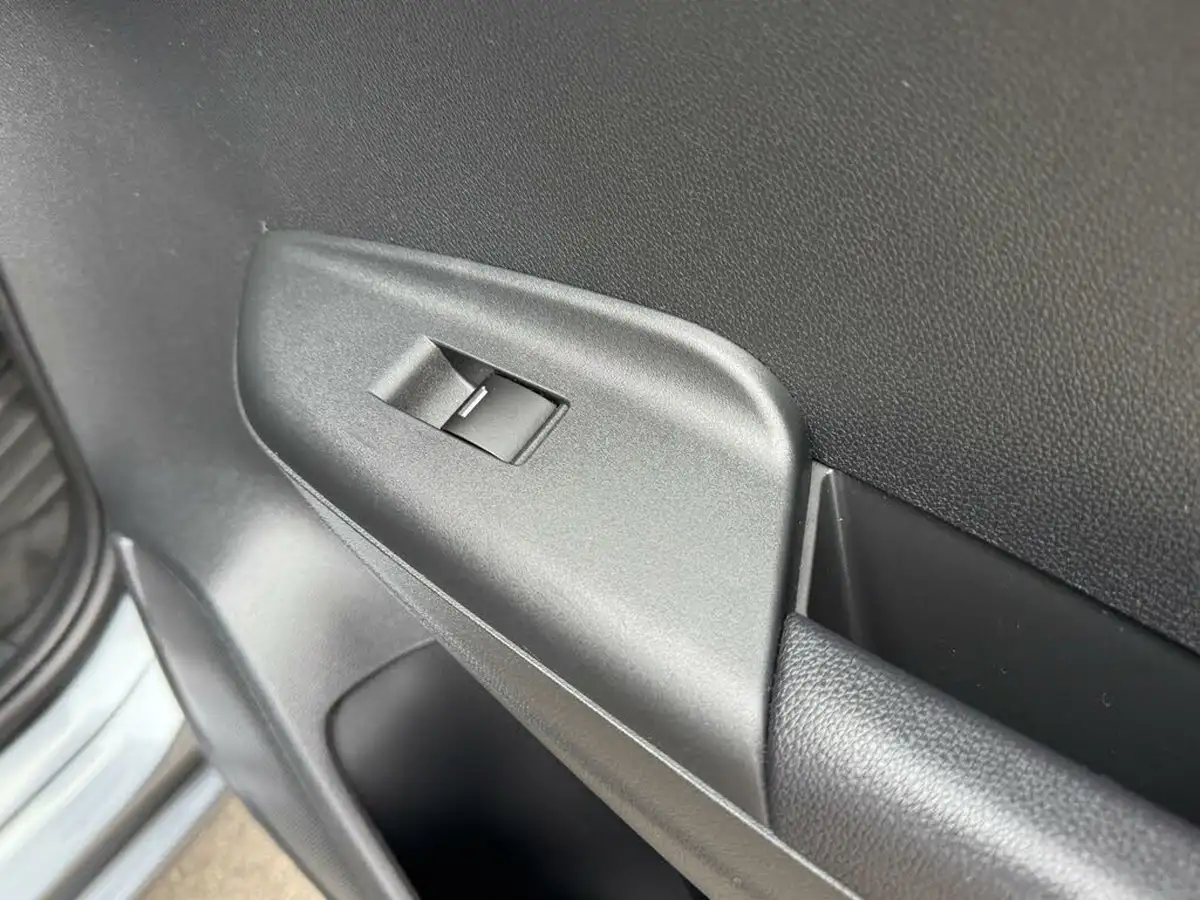 2019-honda-jazz-13-i-vtec-ex-navi-cvt-big-73