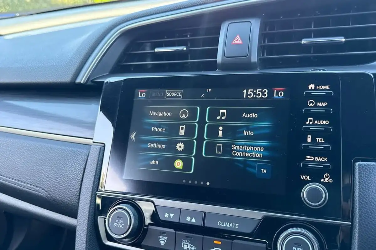 2020-honda-civic-10-vtec-turbo-sr-hatchback-5d-big-44
