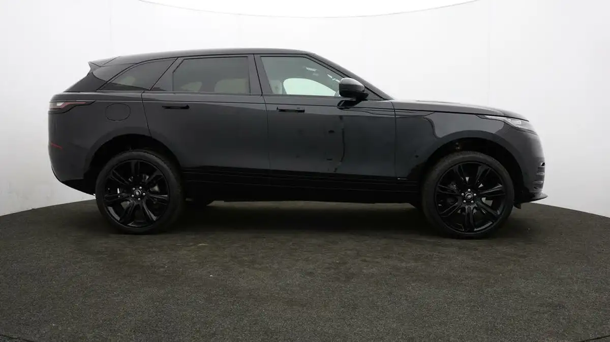 2019-land-rover-range-rover-velar-20-d240-r-dynamic-hse-big-32