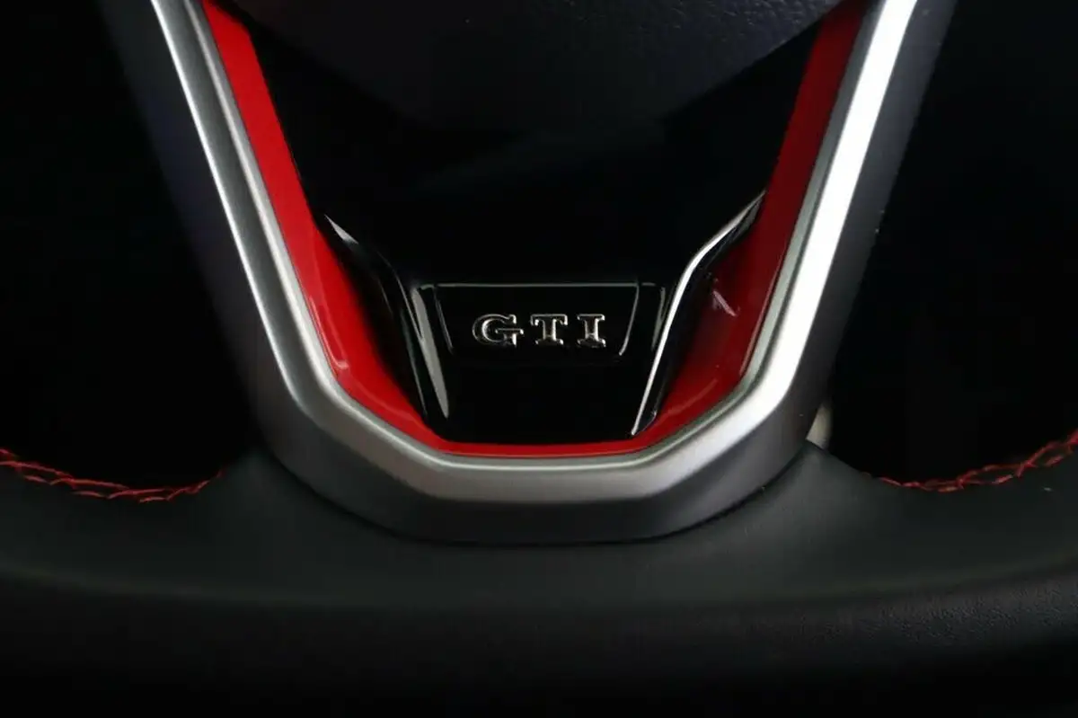 2021-volkswagen-golf-20-tsi-gti-clubsport-big-49