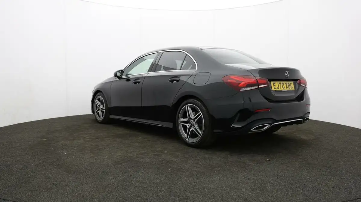 2020-mercedes-benz-a-class-13-a200-amg-line-saloon-4d-7g-dct-big-69