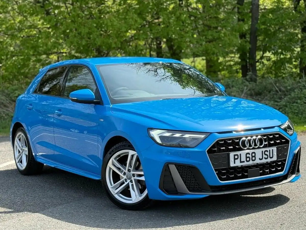 2019-audi-a1-10-30-tfsi-s-line-ss-big-1