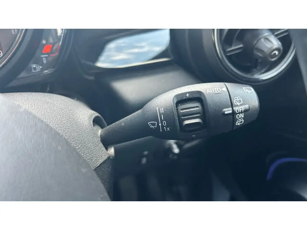 2021-mini-cooper-15-one-classic-5d-big-23