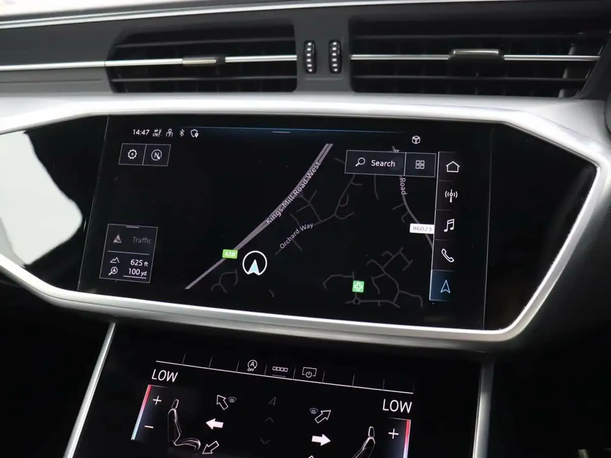 2022-audi-a6-saloon-20-40-tfsi-s-line-big-17