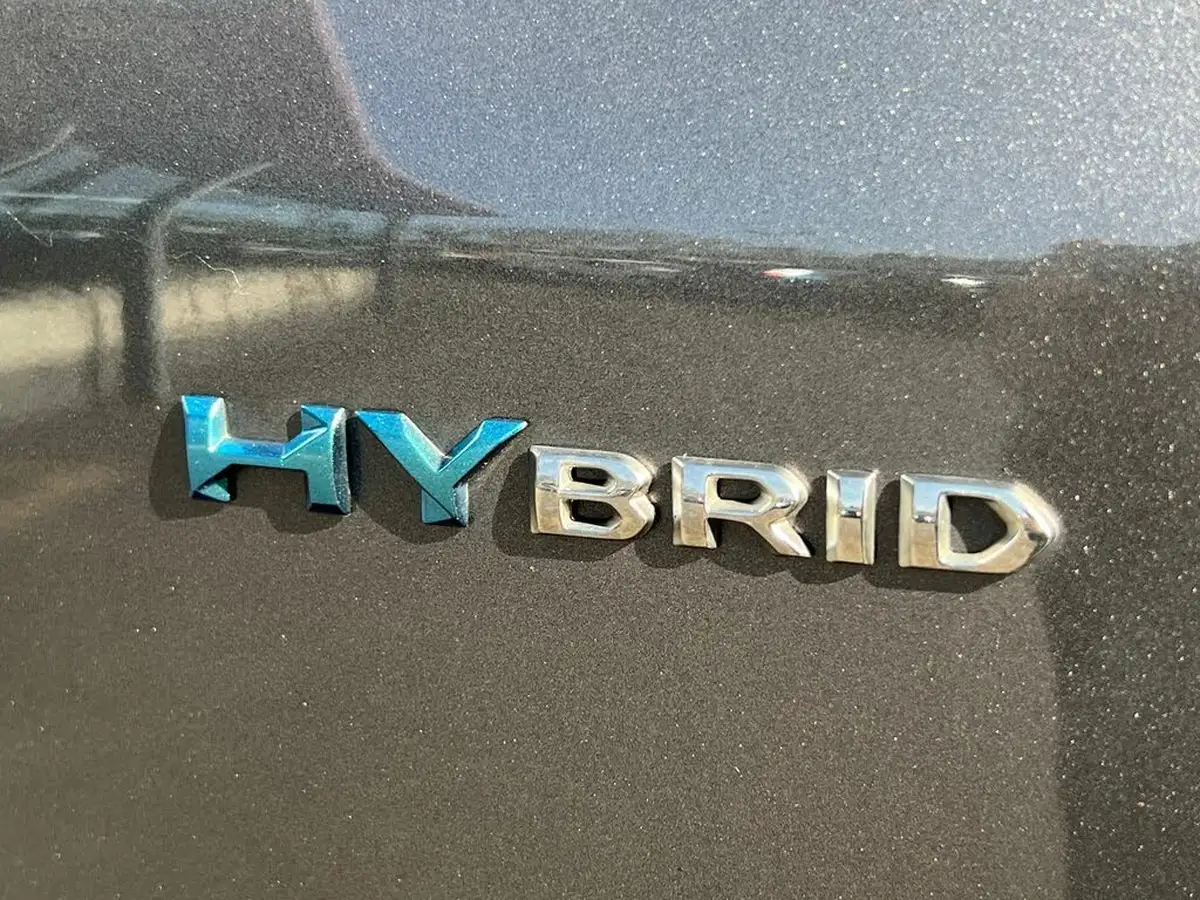 2022-peugeot-3008-suv-16-puretech-gt-premium-225bhp-hybrid-e-eat8-big-28