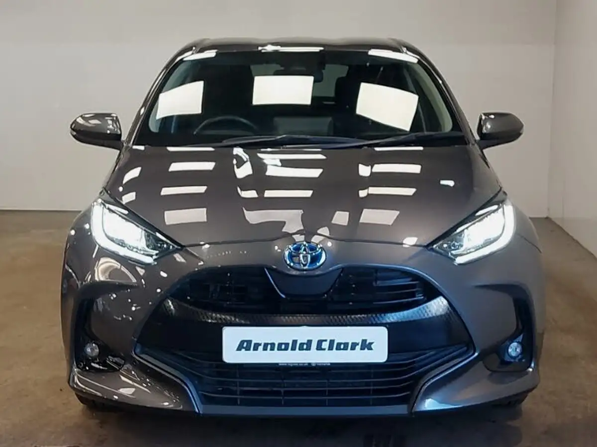 2022-toyota-yaris-15-vvt-i-design-big-18