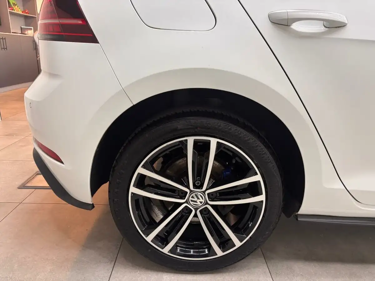2017-volkswagen-golf-14-tsi-gte-ss-big-7