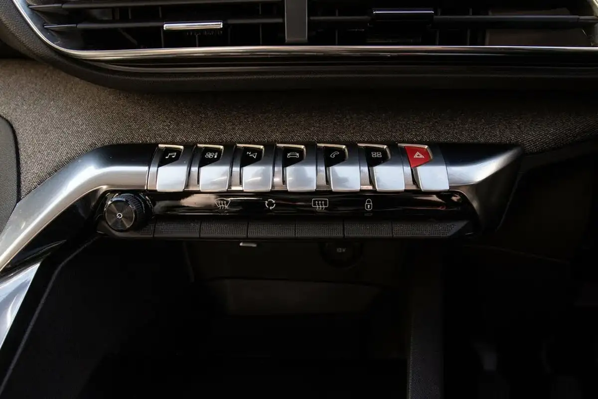 2022-peugeot-3008-suv-15-bluehdi-allure-premium-big-20