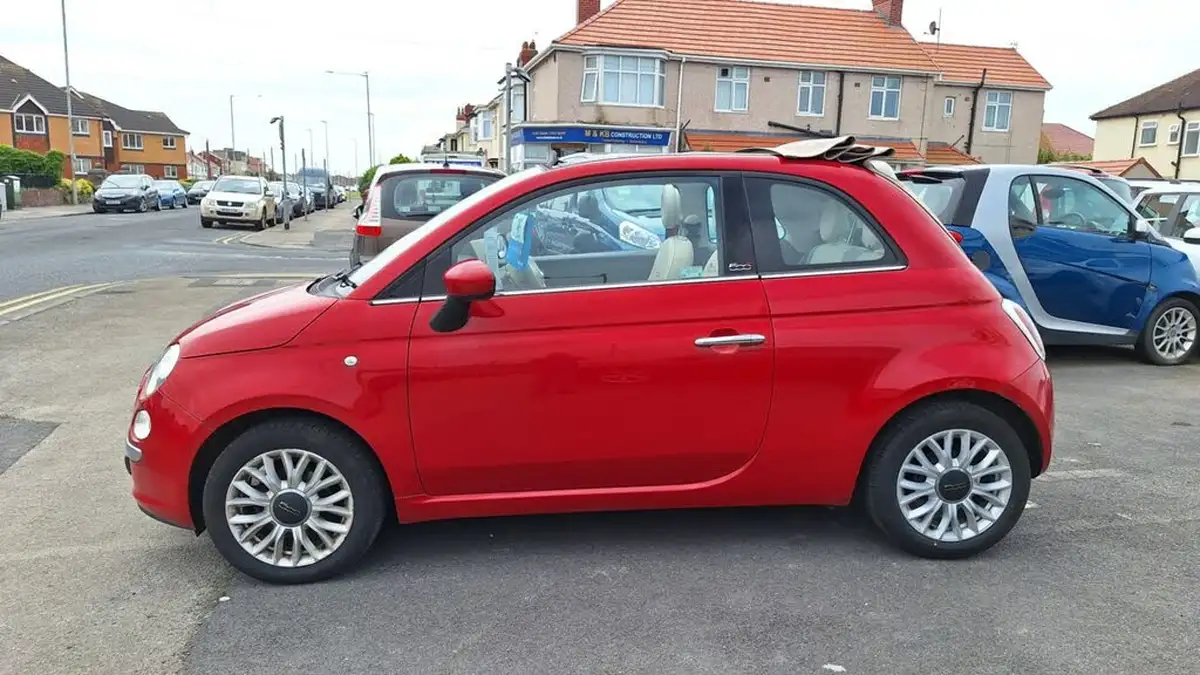 2014-fiat-500c-12-lounge-ss-big-9
